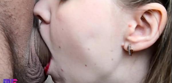  Detalied blowjub close-up, red lips bukkake